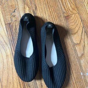 Danskin Black Ribbed Flats